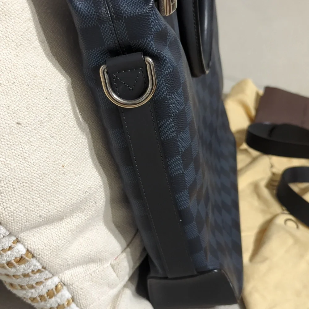 Cobalt Damier Tote Shoulder Bag. LOUIS VUITTON